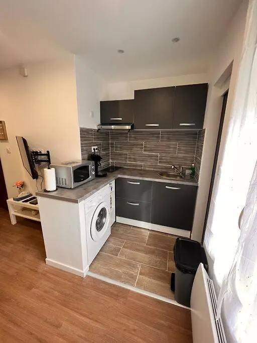 Arcueil 2P Moderne Proche Rer B Apartment France